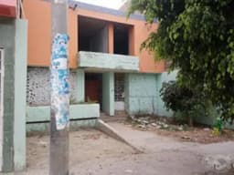 VENDO CASA COMO TERRENO