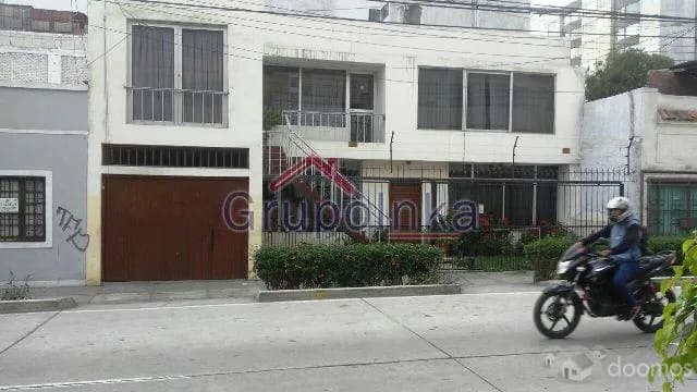 CASA POR REMODELAR EN MAGDALENA DEL MAR, — foto 2