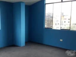 ALQUILO HABITACION AMPLIA FRENTE A PARQUE