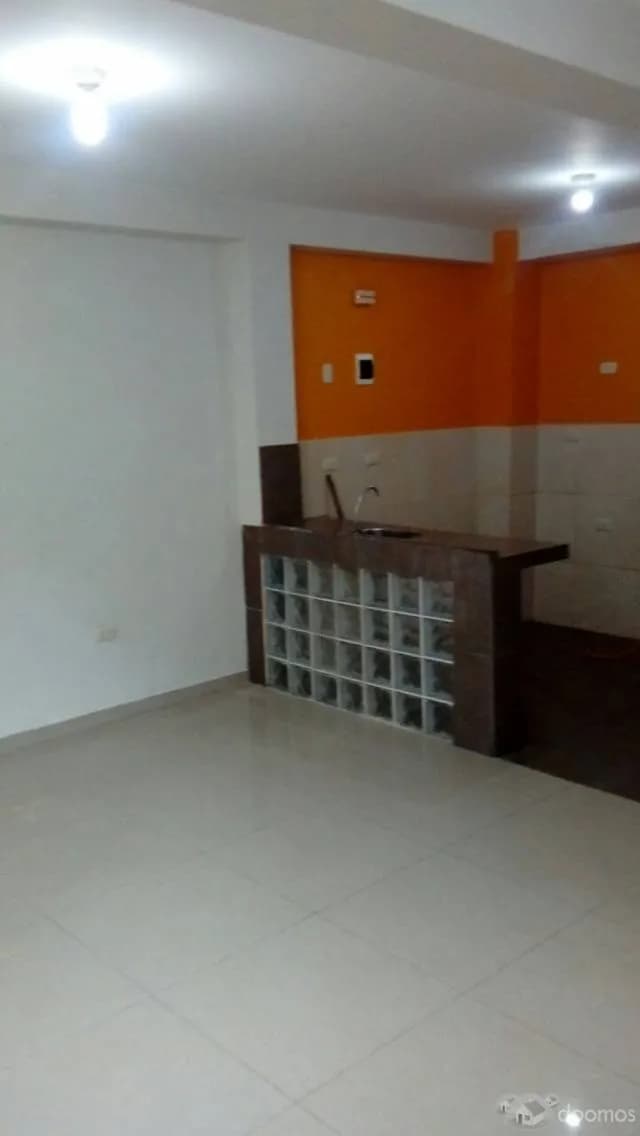 alquilo lindo dpto de 3 pisos en quinta - Breña — foto 3