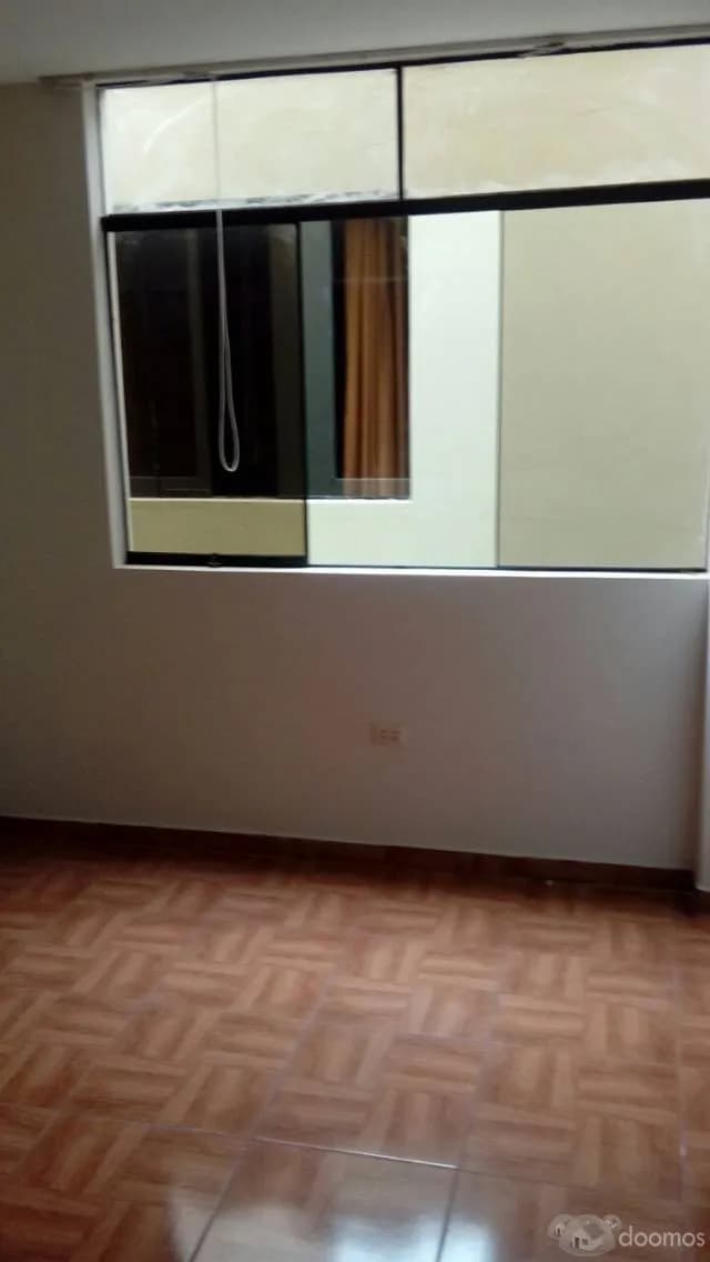 alquilo lindo dpto de 3 pisos en quinta - Breña — foto 7