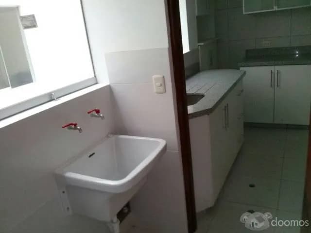 VENTA DE DEPARTAMENTO EN ZONA RESIDENCIAL - SURCO 115m2 — foto 7