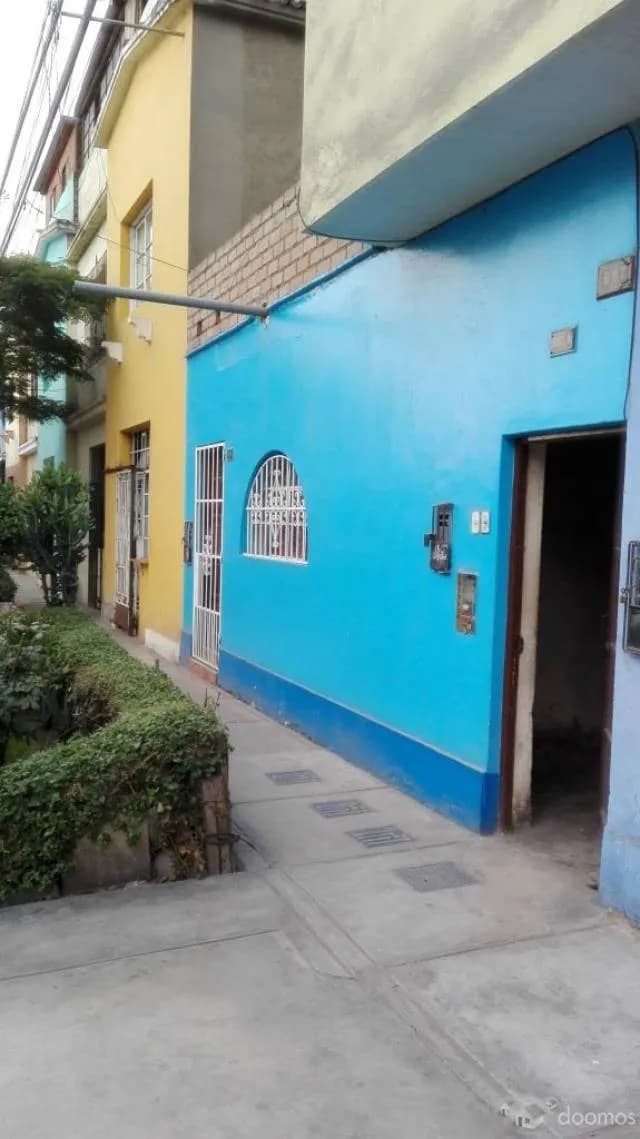 Se vende Casa como Terreno de 140 m2 - Urb La Florida - Rimac — foto 3