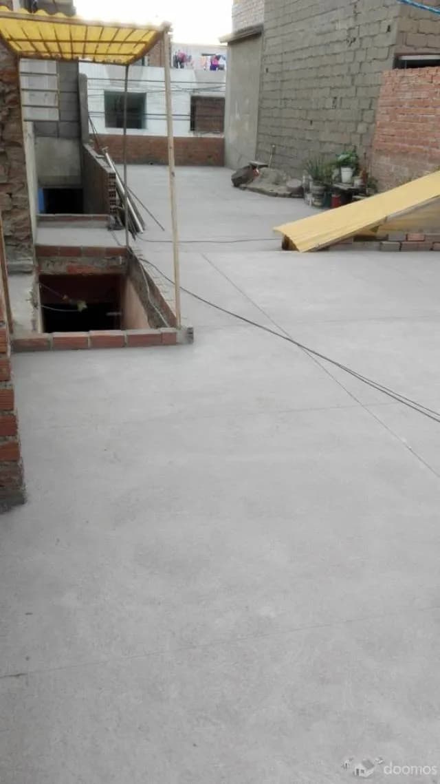 Se vende Casa como Terreno de 140 m2 - Urb La Florida - Rimac — foto 7