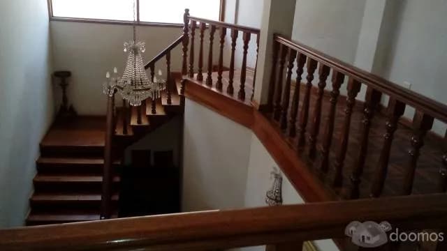 EMPRESARIOS E INVERSIONISTAS VENTA DE CASA EN TACNA 624m2 — foto 5