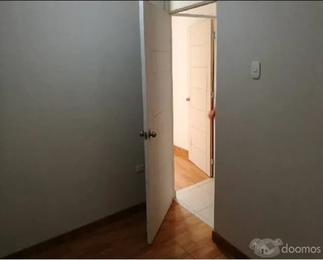 Se alquila departamento y oficina de estreno independientes — foto 5