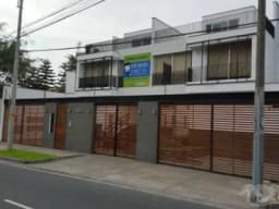 casa amoblada terraza  aire acondicionado