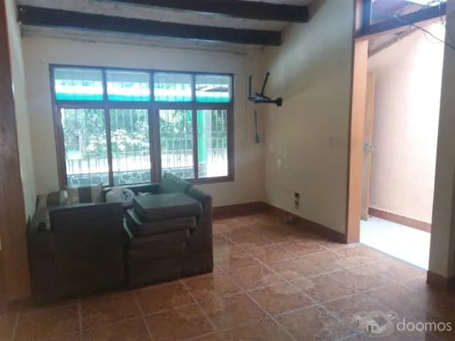 ALQUILO AMPLIA CASA EN TARAPOTO EXCELENTE UBICACIÓN — foto 4
