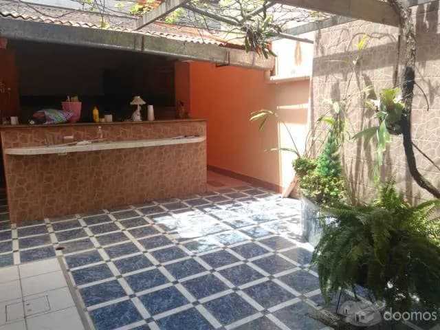 ALQUILO AMPLIA CASA EN TARAPOTO EXCELENTE UBICACIÓN — foto 7