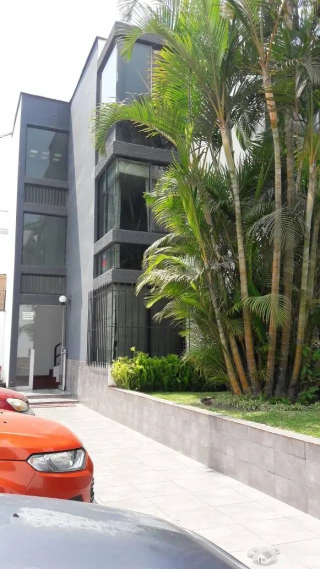 VENDO ESTUPENDO DEPARTAMENTO EN SURCO — foto 8