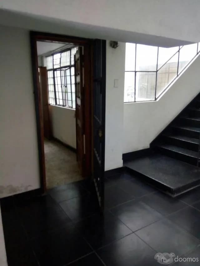 ALQUILO HABITACIÓN INDEPENDIENTE CON COCINA Y BAÑO — foto 1