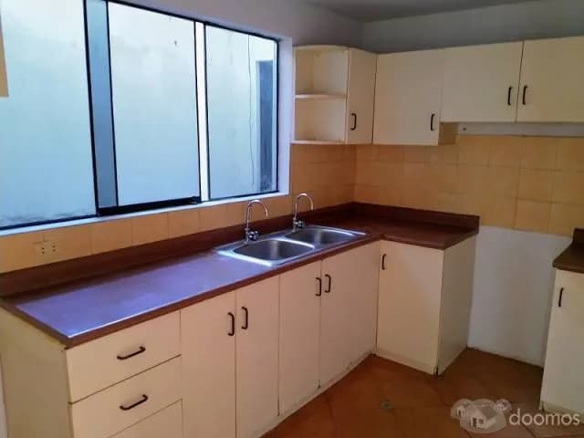 VENTA DE AMPLIO DEPARTAMENTO EN SAN JUAN DE MIRAFLORES — foto 7
