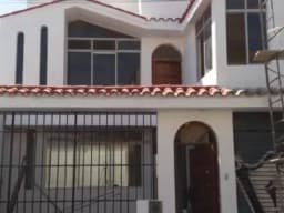 VENDO CASA EN TACNA - 03 PISOS