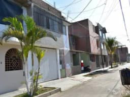 VENDO CASA EN URB SANTA ROSA PNP - LA VICTORIA
