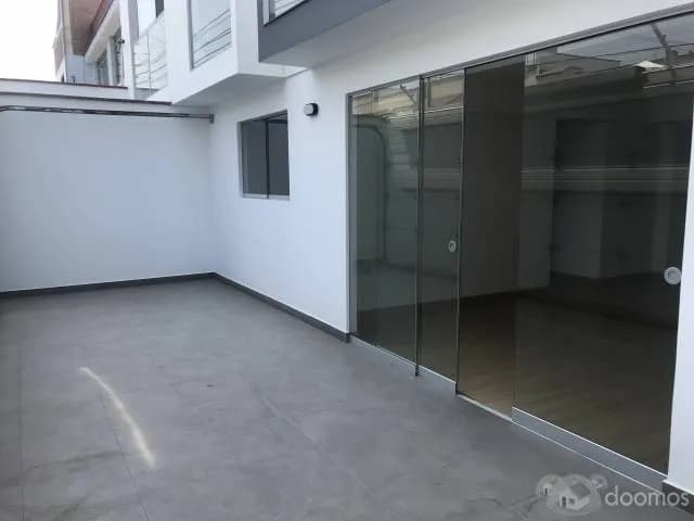 VENDO dpto. de ESTRENO, Surco- 1er PISO — foto 2