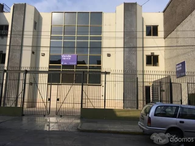 Venta de Local ideal Clínica Hotel Colegios Universidad Breña — foto 1