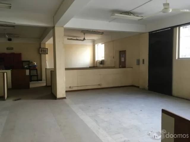 Venta de Local ideal Clínica Hotel Colegios Universidad Breña — foto 2