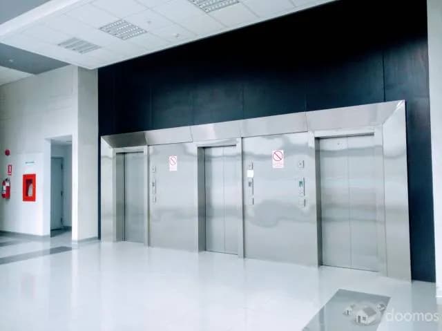 OFICINA EN VENTA MIRAFLORES — foto 3