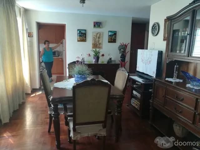 VENDO A PRECIO DE REMATE  PRECIOSA CASA PARÁMETROS PARA CUATRO PISOS — foto 4