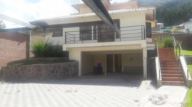 VENDO CASA EN RESIDENCIAL SANTA MARÍA DE 555M2 — foto 1