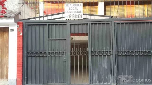 Alquiler Tienda comercial de estreno — foto 2