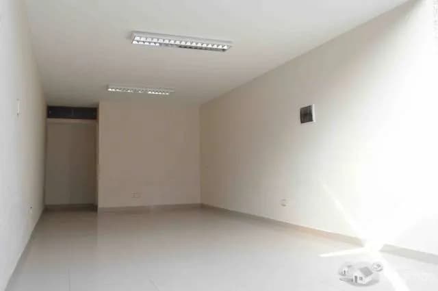 Alquiler Tienda comercial de estreno — foto 4