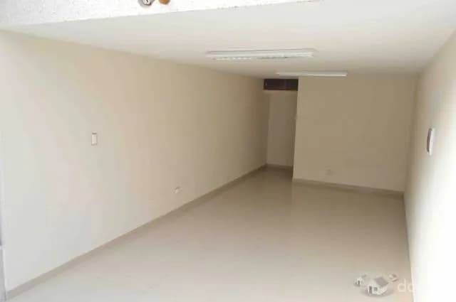 Alquiler Tienda comercial de estreno — foto 7