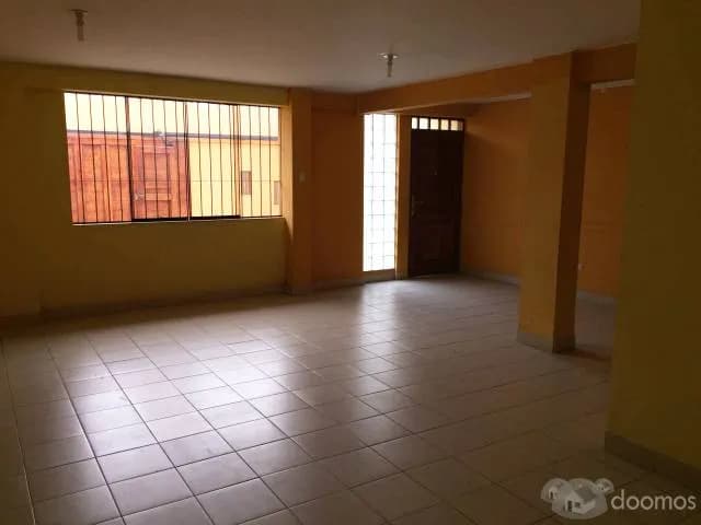 LOCAL COMERCIAL — foto 1