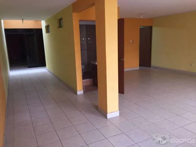 LOCAL COMERCIAL — foto 3