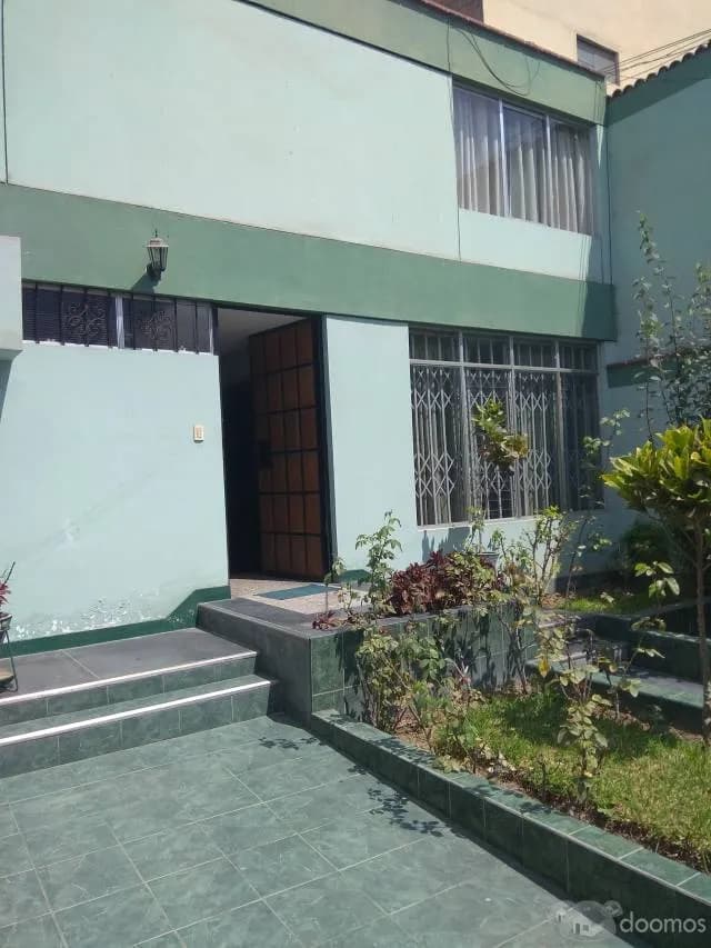 OCASION VENDO CASA POR VIAJE — foto 1