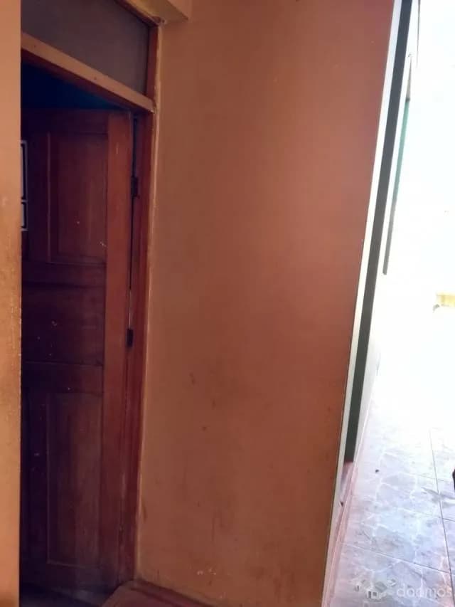 VENDO CASA COMO TERRENO — foto 2
