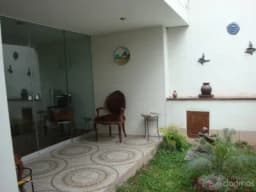 VENDO LINDA CASA CHORRILLOS- VILLA MILITAR ZONA RESIDENCIAL