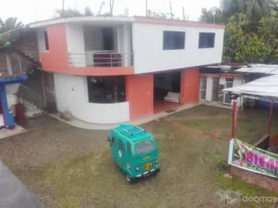 se vende casa para vivienda o negocio