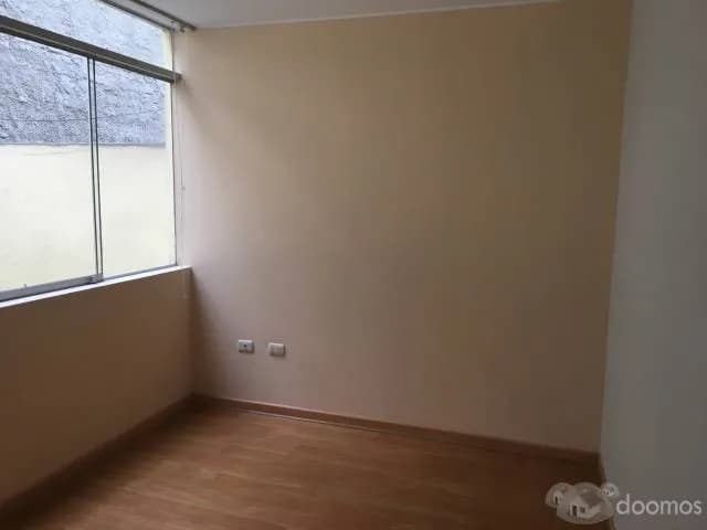 Vendo Lindo Departamento en 2do Piso en La Molina — foto 5