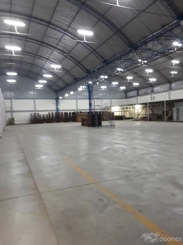 ALQUILO ALMACÉN DE 1000M2 EN HUACHIPA / GALPON — foto 3