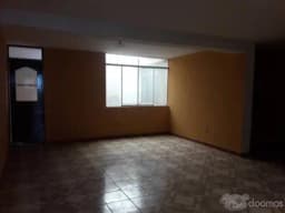 Departamento de 2 dormitorios sala,comedor,cocina y baño en optimo estado.