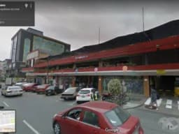 Alquilo Estacionamiento/cochera En Centro Comercial Arenales