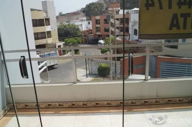 Vendo Lindo Duplex con Aires en Lomas de La Molina, 226 m² — foto 2
