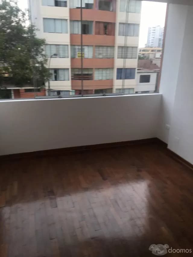 VENDO DEPARTAMENTO EN EL DISTRITO DE MAGDALENA DEL MAR — foto 7