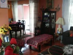 VENDO CASA DOS PISOS 3 DORMITORIOS AREA: 170.00 M2 - FRENTE A PARQUE US $ 389,000.00