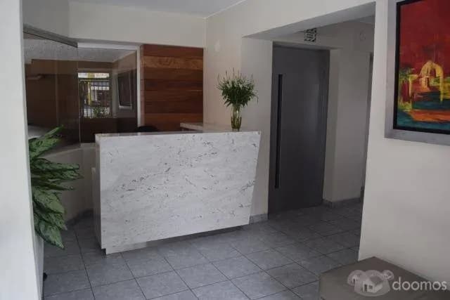 VENTA DE UN HERMOSO TRIPLEX - MIRAFLORES — foto 1