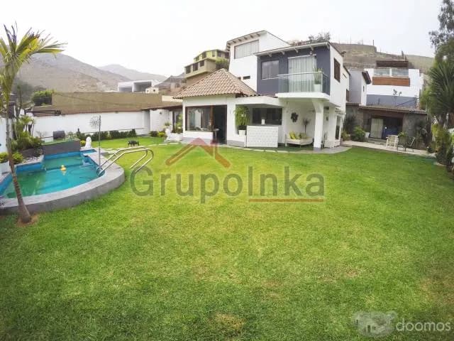 CASA EN SOL DE LA MOLINA  FRENTE A PARQUE — foto 1
