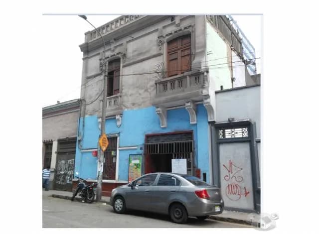 SE VENDE COMO CASONA O TERRENO — foto 2