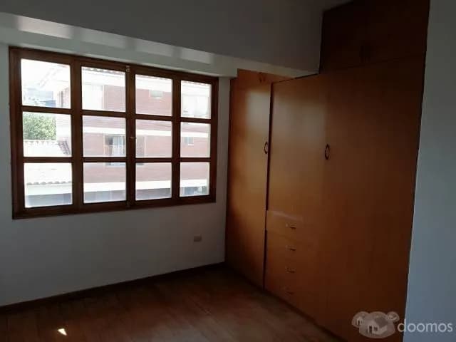 aLquilo bonita casa en urb santa maria Cusco — foto 4