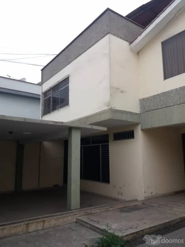 CASA FAMILIAR 300 M2 — foto 3