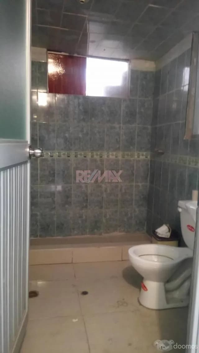 CASA VENTA EN EL CENTRO DE PUNO A 1 CUADRA DE PARQUE PINO — foto 3