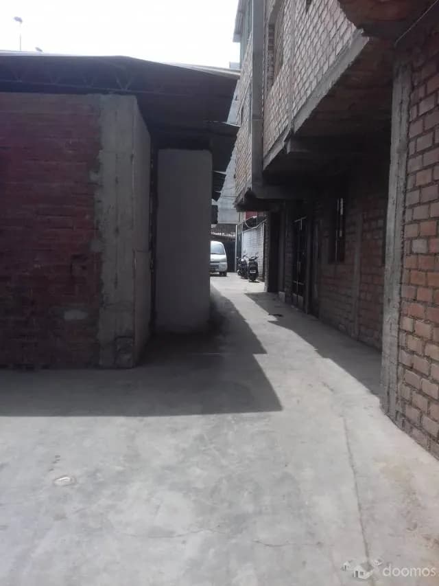 Venta de Local Industrial de 1000 M2 — foto 3