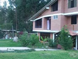 CASA EN VENTA URUBAMBA