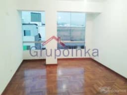 DEPARTAMENTO UBICADO EN UN MODERNO Y  LUJOSO EDIFICIO EN SURQUILLO