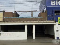 ALQUILO LOCAL COMERCIAL EN INDEPENDENCIA (TAHUANTINSUYO)